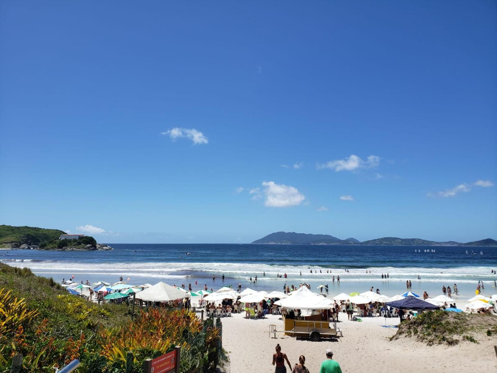 Localizacao Imbativel! A 98M Da Praia Do Forte Com Conforto, Ar-Condicionado E Estacionamento! كابو فريو المظهر الخارجي الصورة